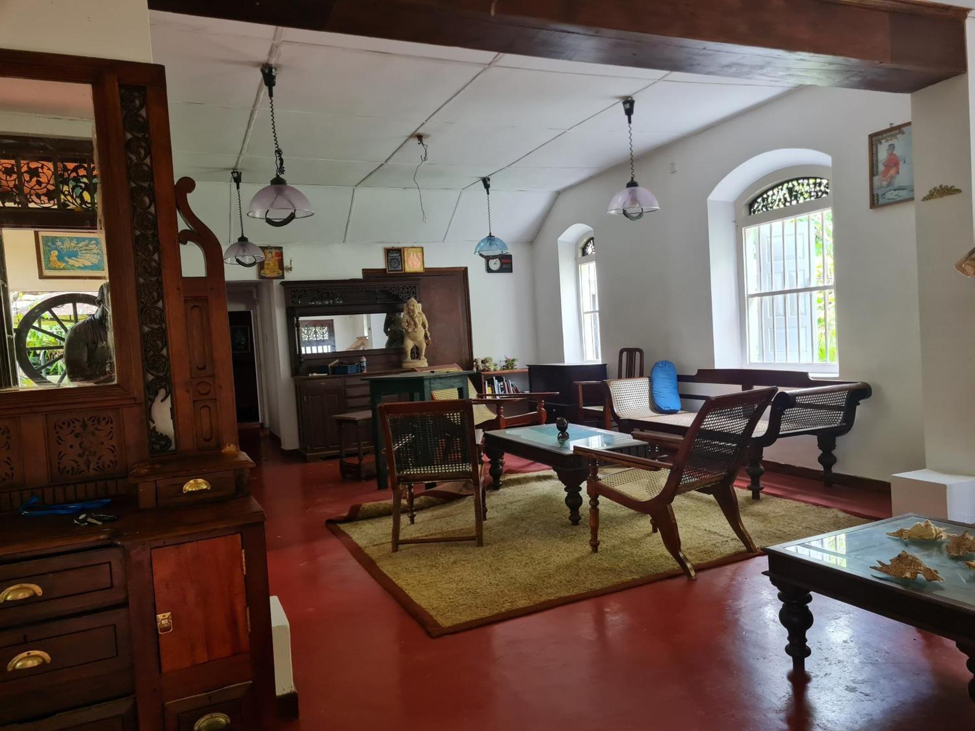 Hill Side Kings Villa Хиккадува Экстерьер фото