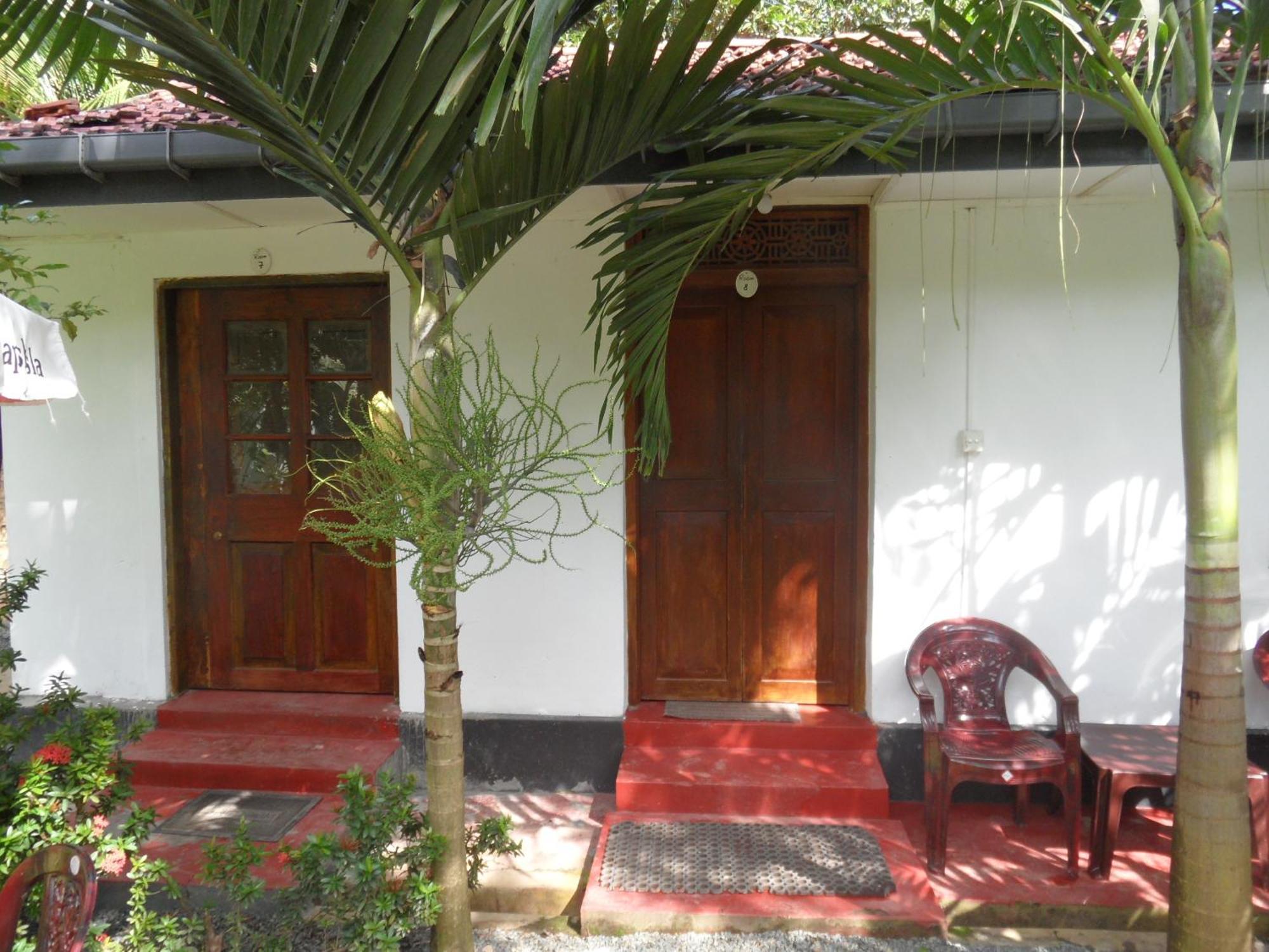 Hill Side Kings Villa Хиккадува Экстерьер фото